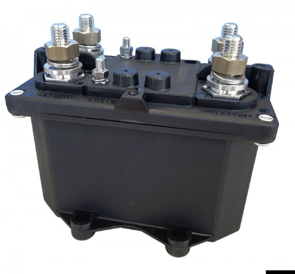 Automatischer zweipoliger Batterietrennschalter (Hauptschütz mit separater Spulenspeisung)